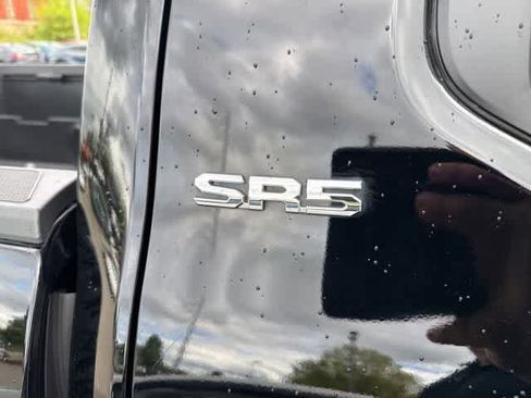Used 2025 Toyota Tacoma SR5 AWD/4WD image 3