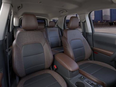 New 2026 Ford Bronco Sport Outer Banks w/ Outer Banks Tech Package+ AWD/4WD image 11