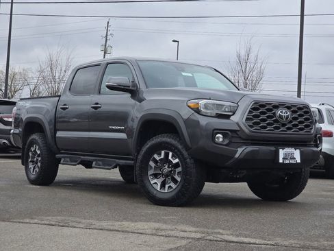 Used 2023 Toyota Tacoma TRD Off-Road image 1