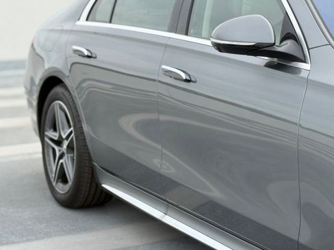 New 2026 Mercedes-Benz S 580e 4MATIC Sedan image 10