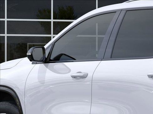 Used 2025 Buick Enclave Sport Touring w/ Power Package image 12