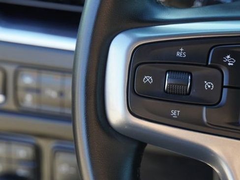 Used 2024 Chevrolet Tahoe LT AWD/4WD image 29