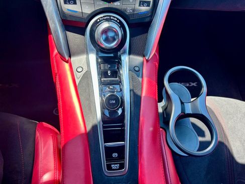 Used 2017 Acura NSX AWD/4WD image 19