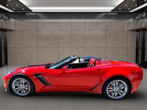 Used 2015 Chevrolet Corvette Z06 w/ 3LZ Preferred Equipment Group RWD image 6