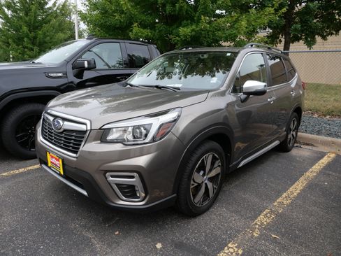 Used 2019 Subaru Forester Touring w/ Popular Package #3 AWD/4WD image 8