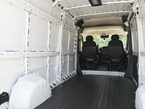 Used 2023 RAM ProMaster 2500 FWD image 28