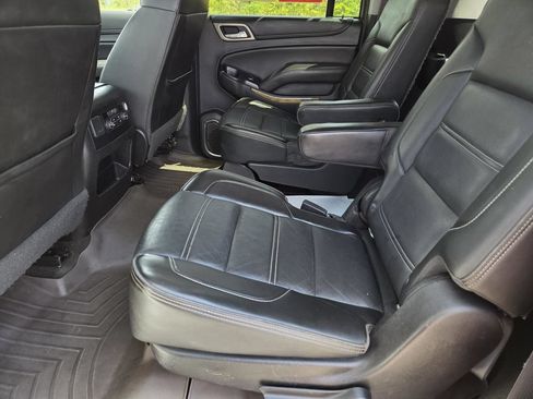 Used 2017 GMC Yukon XL Denali RWD image 42