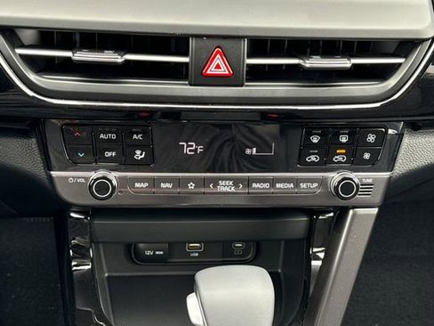 New 2026 Kia Seltos S FWD image 26