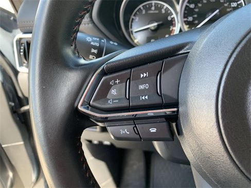 Used 2022 MAZDA CX-5 Carbon Edition image 31
