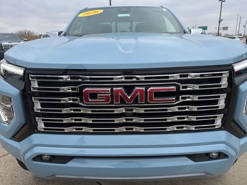 New 2026 GMC Canyon Denali image 11