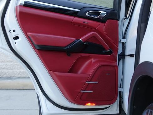 Used 2016 Porsche Cayenne S w/ Premium Plus Package image 25
