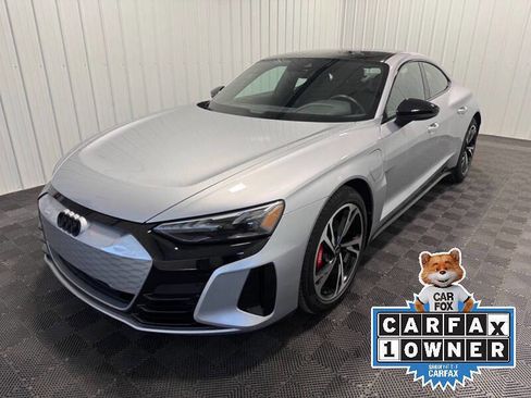 Used 2024 Audi e-tron GT Premium Plus w/ Performance Package image 1