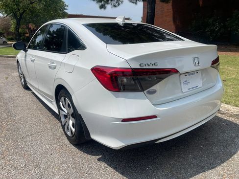 Used 2024 Honda Civic LX image 3