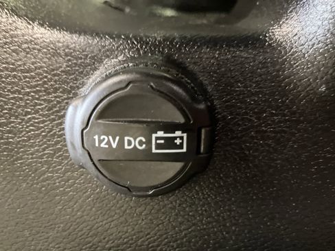 Used 2021 Jeep Wrangler Unlimited Rubicon w/ Uconnect 4C Nav & Sound Group image 30