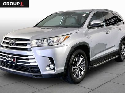 Used 2019 Toyota Highlander XLE