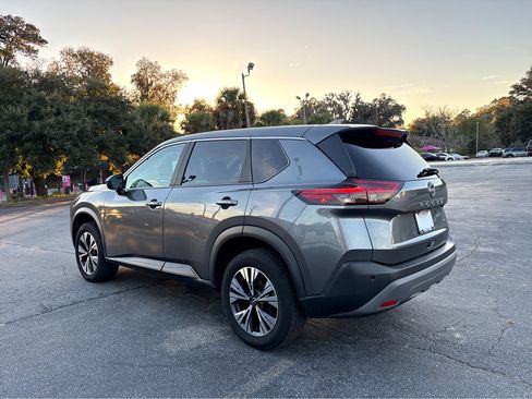 Used 2023 Nissan Rogue SV image 30