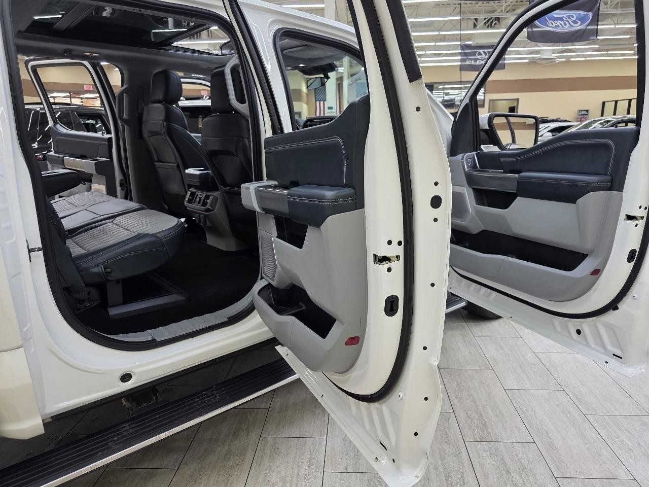 Used 2023 Ford F150 Limited AWD/4WD image 15