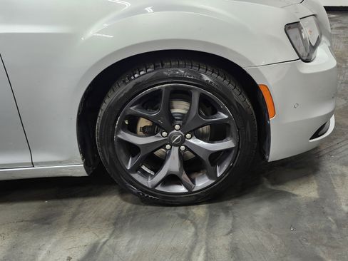Used 2023 Chrysler 300 S image 12