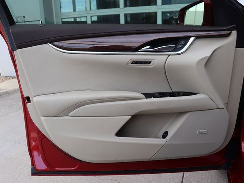 Used 2014 Cadillac XTS Premium image 46