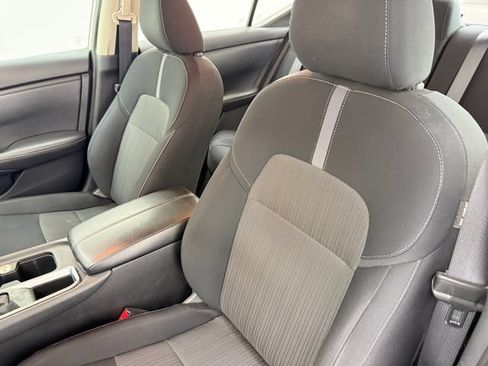 Used 2024 Nissan Sentra SV FWD image 13