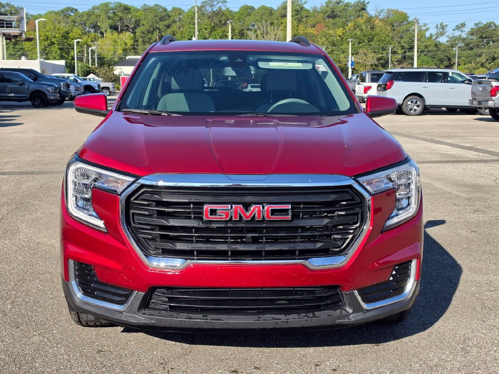 Used 2022 GMC Terrain SLE w/ Driver Convenience Package AWD/4WD image 11