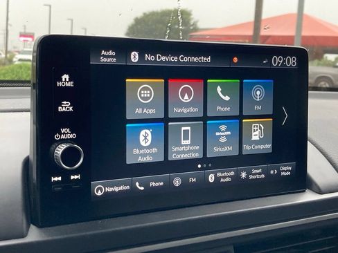 Used 2025 Honda Pilot Touring image 22