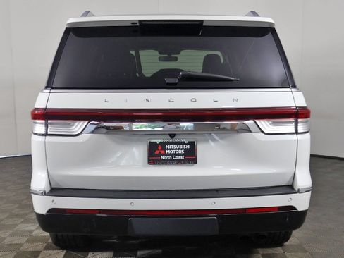 Used 2022 Lincoln Navigator Reserve AWD/4WD image 19