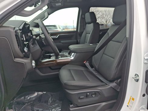 New 2026 GMC Sierra 1500 Elevation w/ Elevation Premium Package image 6