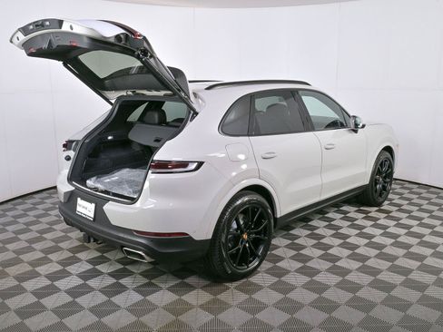 New 2026 Porsche Cayenne AWD/4WD image 28
