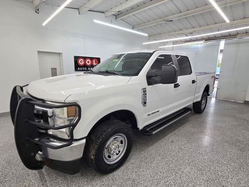 Used 2021 Ford F250 XL w/ STX Appearance Package AWD/4WD image 3