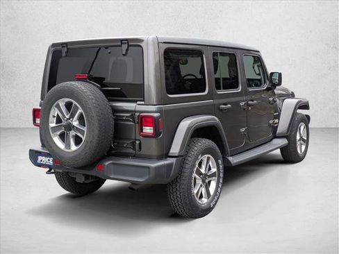 Used 2019 Jeep Wrangler Unlimited Sahara w/ Cold Weather Group image 5