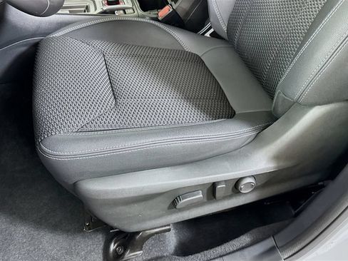 Used 2023 Subaru Forester Premium AWD/4WD image 23