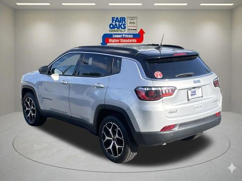 Certified 2025 Jeep Compass Limited AWD/4WD image 9