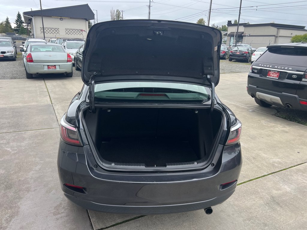 Used 2019 Toyota Yaris LE FWD image 15