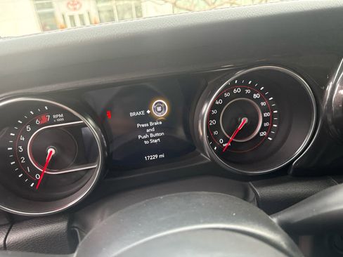 Used 2022 Jeep Wrangler Unlimited Rubicon image 8