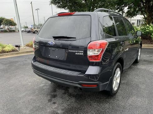 Used 2015 Subaru Forester 2.5i Premium w/ All-Weather Package AWD/4WD image 8
