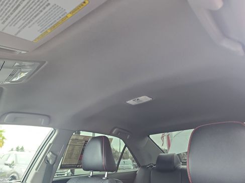 Used 2015 Toyota Camry SE image 25