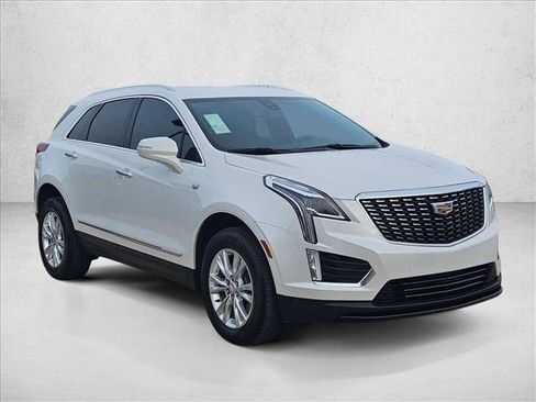 Used 2023 Cadillac XT5 Luxury image 3