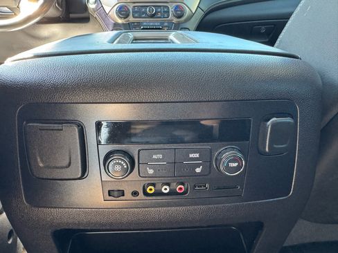 Used 2015 GMC Yukon XL Denali w/ Open Road Package image 34