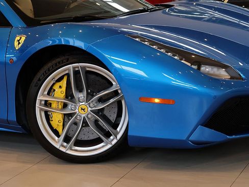 Certified 2017 Ferrari 488 Spider RWD image 9