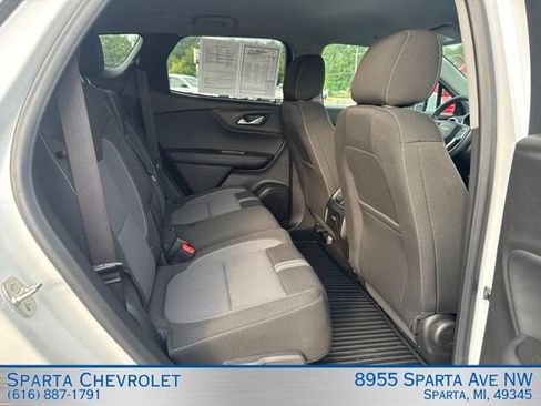 Used 2024 Chevrolet Blazer LT w/ Convenience Package AWD/4WD image 32