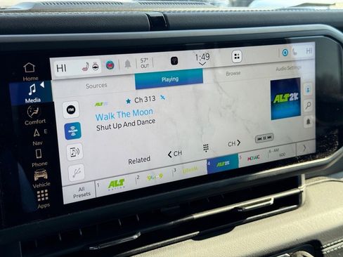 Used 2024 Jeep Wrangler Unlimited Rubicon w/ Technology Group image 21