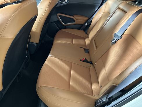 Used 2025 Kia Soul EX image 23