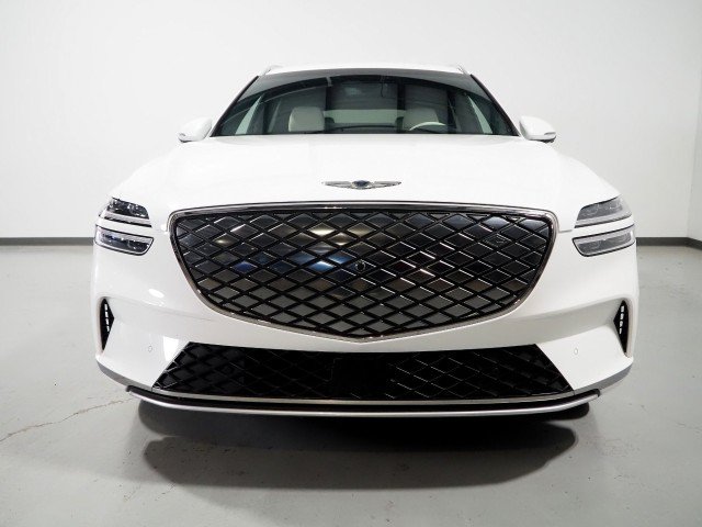 Used 2025 Genesis Electrified GV70 AWD Advance image 60