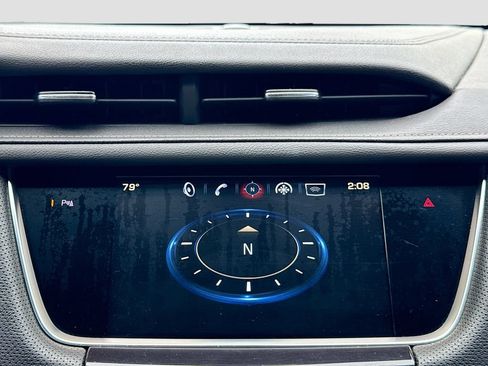 Used 2019 Cadillac XT5 FWD image 14