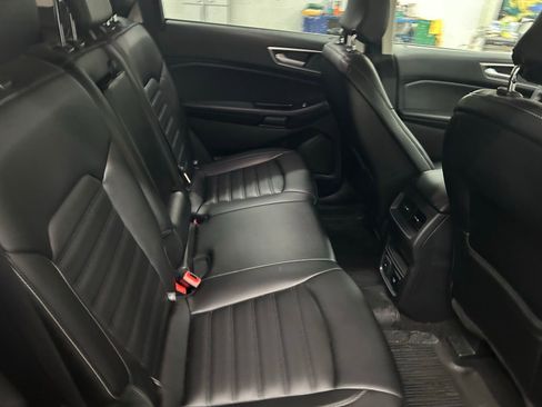 Used 2019 Ford Edge SEL w/ Equipment Group 201A image 30
