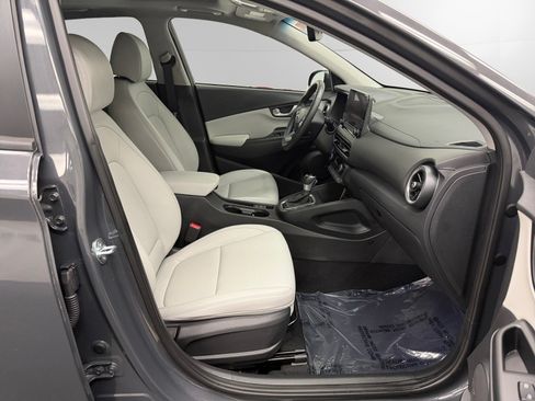Used 2023 Hyundai Kona Limited w/ Cargo Package AWD/4WD image 15