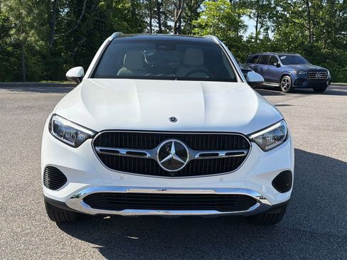 Used 2026 Mercedes-Benz GLC 300 4MATIC image 3