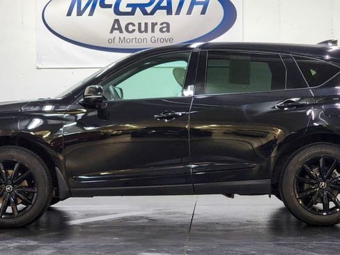 Used 2025 Acura RDX SH-AWD image 12