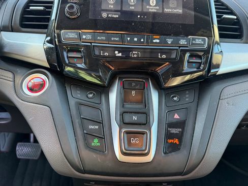 Used 2018 Honda Odyssey EX-L image 27